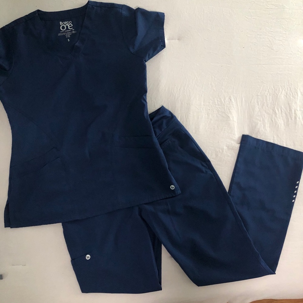 Navy Barco Scrubs- small